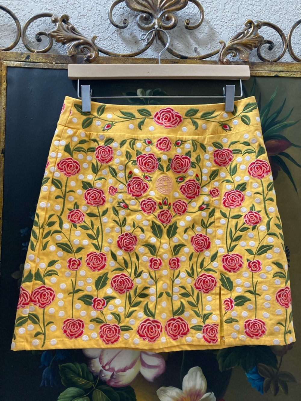 NWOT Herencia Collection Embroidered Rose Garden Skirt 100% Cotton, Waist 29 in.